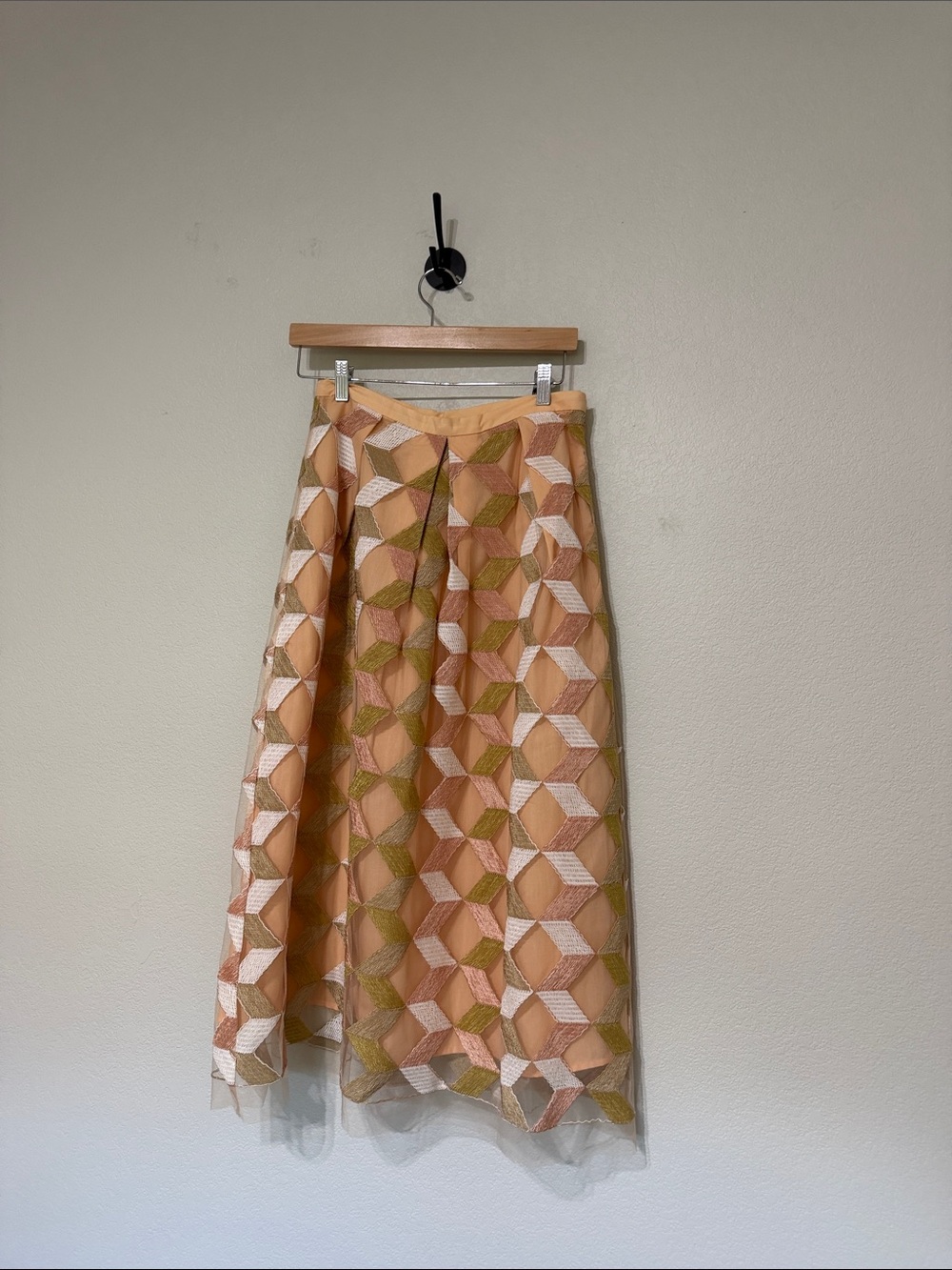 NWT Eva Franco Peach and Olive Geometric Appliqué Midi Skirt Size 8